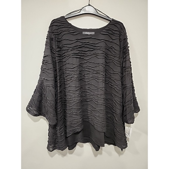 Calessa Tops - Calessa NWT Tunic Blouse Womens XL Black Ruffled Bell Sleeve Round Neck Boho